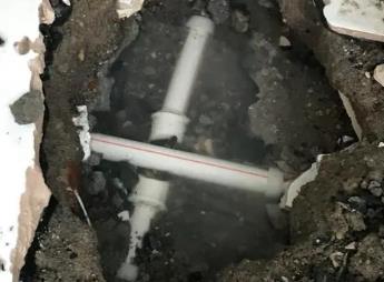 东辽阳台漏水维修公司为您分享楼上楼下漏水怎么处理